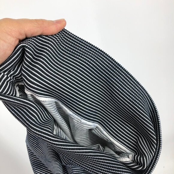 Lululemon Ebb to Train Leggings in Black, White,  Luna Wash Ombre ~XS - Picture 11 of 15